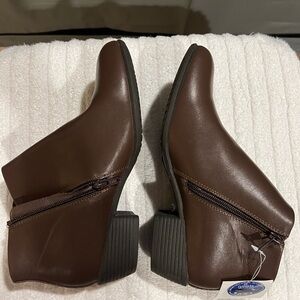 Croft&Barrow Women’s Brown Ankle Boots